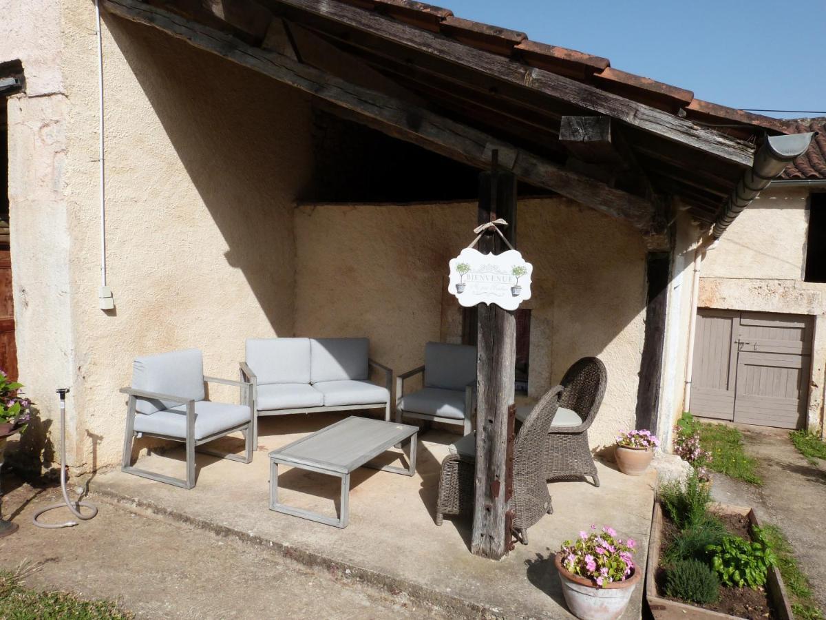 D'hotes Le Plassalou Bed & Breakfast